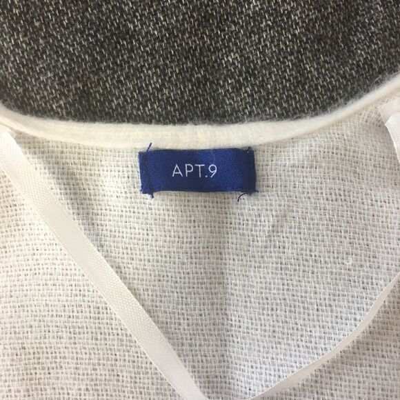 Apt. 9 Cream, Grey, and Tan Striped Shawl Size OS - Picture 3 of 3